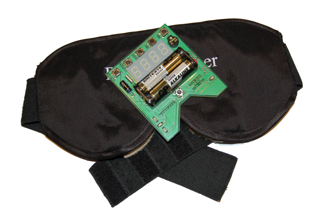 DreamStalker - прибор для осознанных сновидений, прибор на маске.