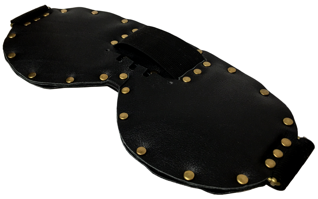 Элитная маска DreamStalker Ultra LX (отдельно от прибора осознанных сновидений), общий вид маски сверху с правой стороны, вид по диагонали